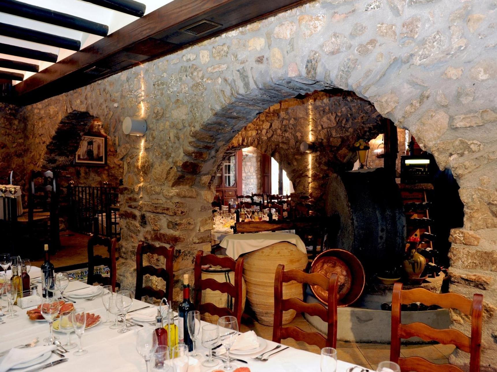 Hotel Restaurante Verdia Sueras Exterior foto
