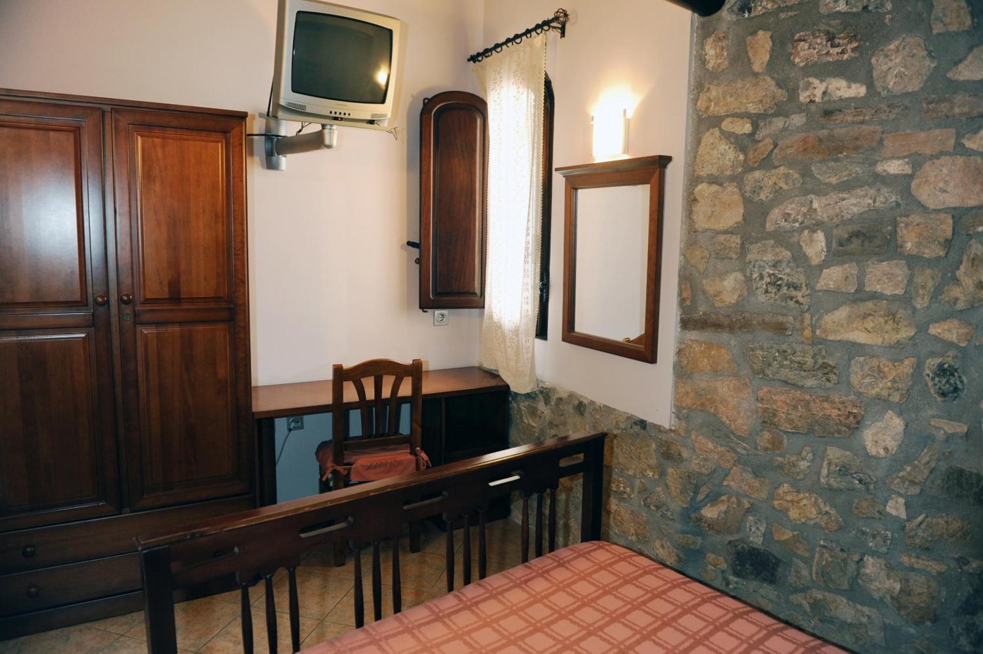 Hotel Restaurante Verdia Sueras Zimmer foto